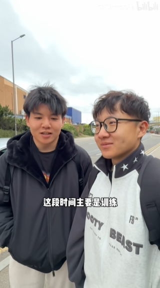 徐彬隨巴恩斯利一隊(duì)訓(xùn)練 英甲賽季僅余四輪