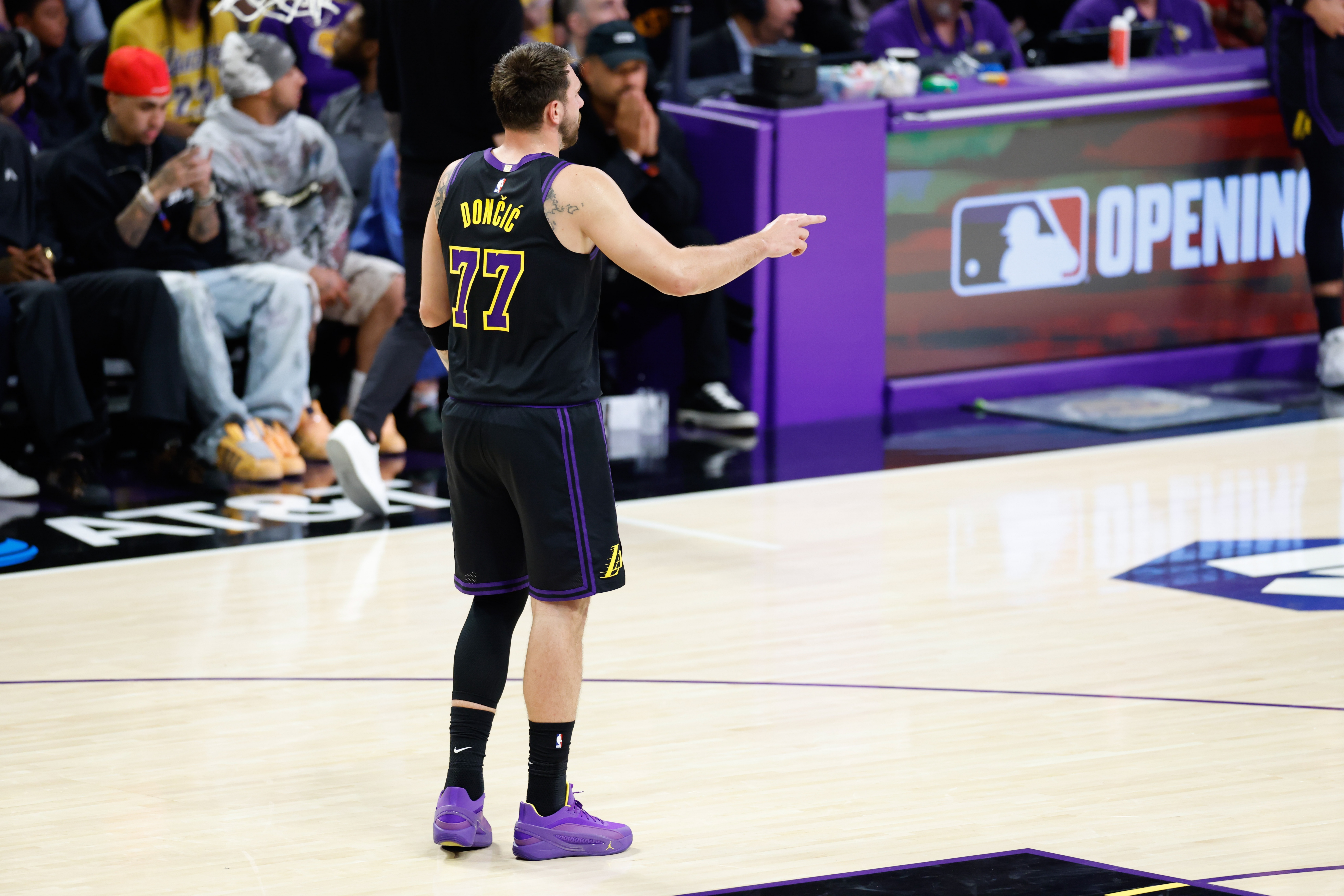 韋德評東契奇坎寧安特例：NBA開了先例，人人都會申訴