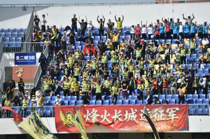 木合買提梅開(kāi)二度 榆林礦工旅投4-0大連傳易取開(kāi)門(mén)紅