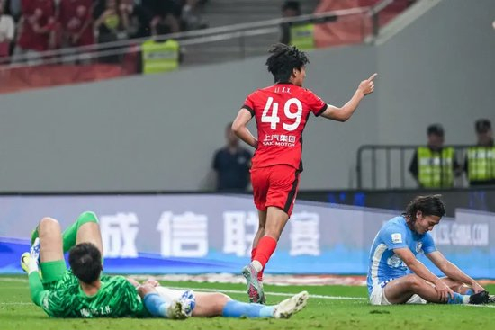 海港3-0英博止頹 李新翔傳射穆斯卡特：看到追趕希望