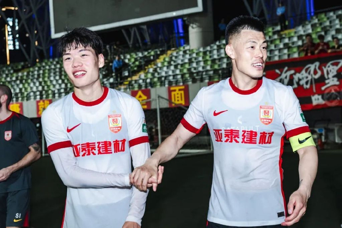 13輪追平歷史最差開局，譚龍：站得住，亞泰旗就不會倒