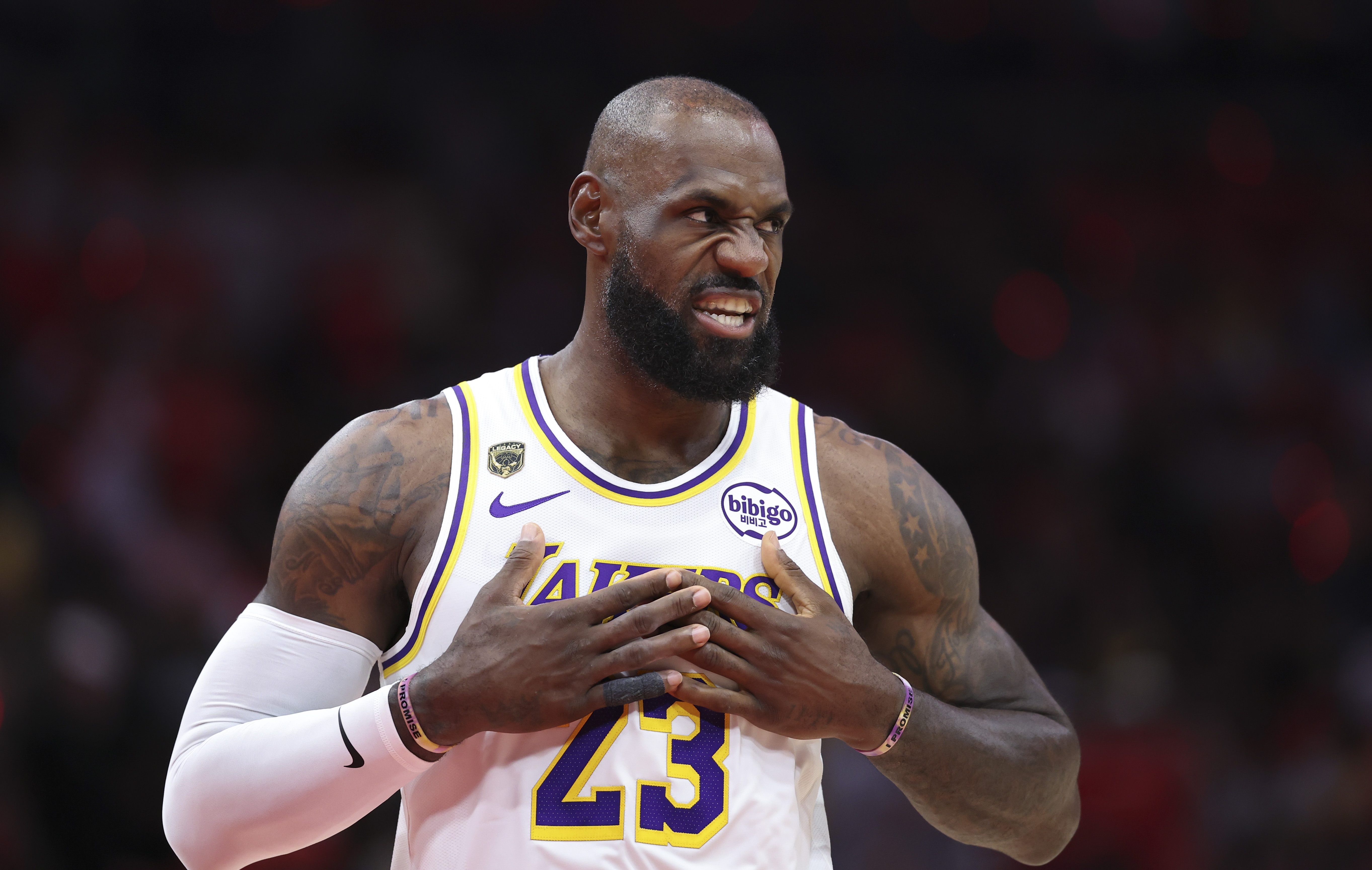 302場全勤！詹姆斯創(chuàng)NBA季后賽連續(xù)出場歷史紀錄