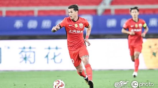 維塔爾世界波開(kāi)胡，海港客場(chǎng)2-0三鎮(zhèn)止頹