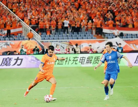 泰山0-1申花兩連敗落后7分 崔康熙變陣無效右路新人成短板
