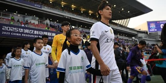 海港4-1輕取天津，顏駿凌：后面四場硬仗要咬住排名