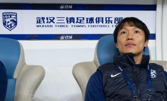 三鎮(zhèn)變陣首勝：鄧涵文造兩球，紹爾前腰激活攻擊群