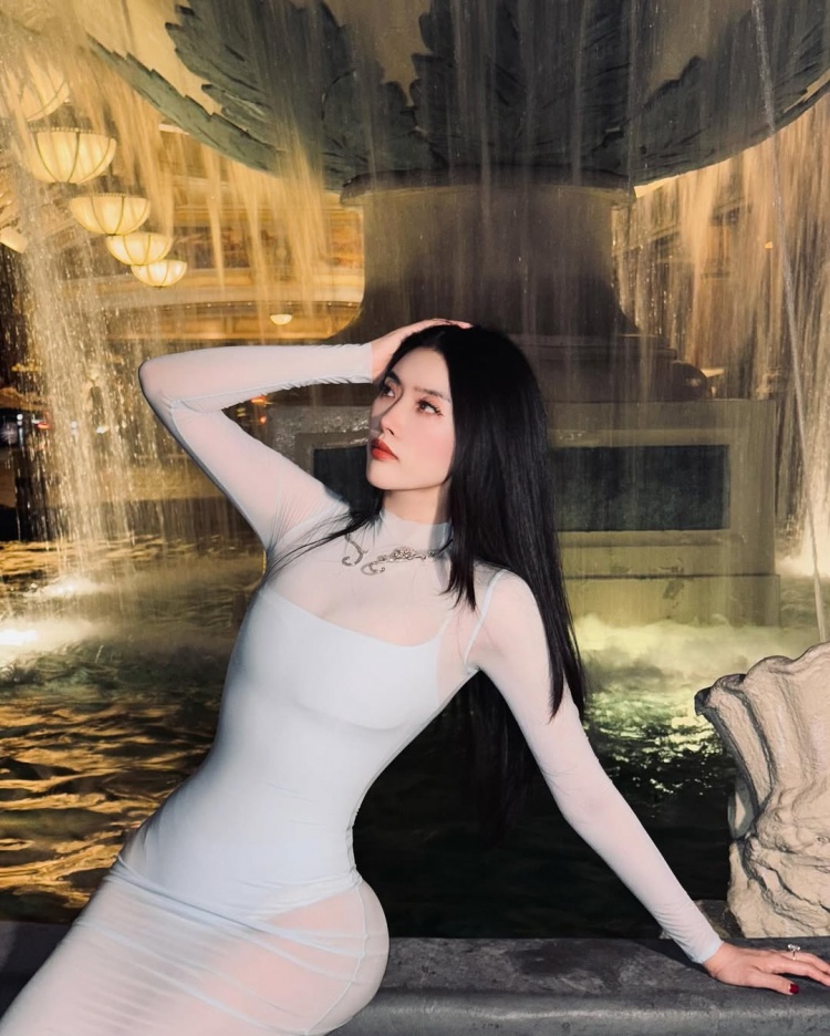 巴特勒與德?lián)渑畬⒉继m妮再同框 此前曾同機出行