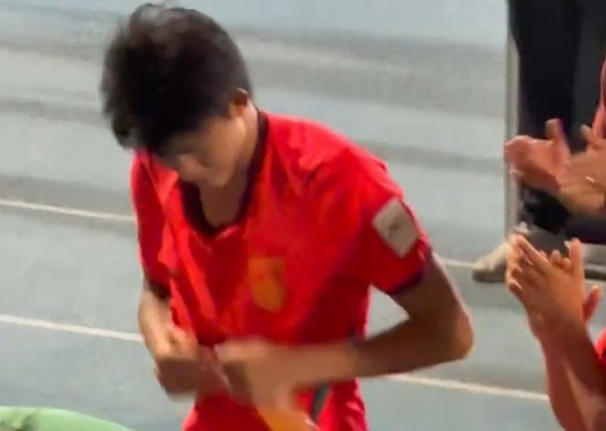 U17亞洲杯決賽：國(guó)少讓三追二2-3惜敗日本，趙松源謝晉賽后淚崩