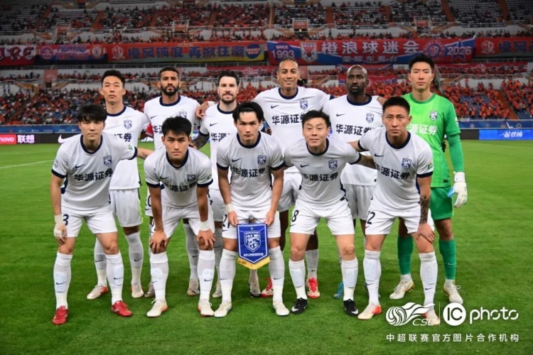 卡迪斯兩射一傳，武漢三鎮(zhèn)客場3-3絕平山東泰山
