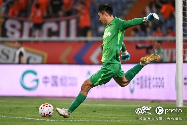 卡迪斯兩射一傳，武漢三鎮(zhèn)客場3-3絕平山東泰山